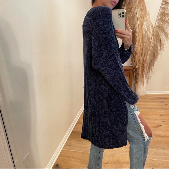 MRSALLIEXO— SOLD OUT - Picture 7 of 8